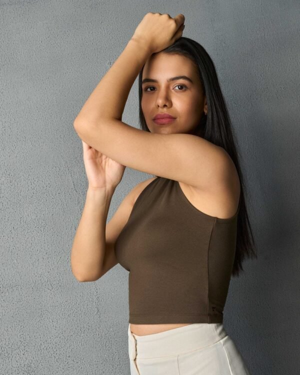Essential Sleeveless Tank — Womens